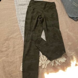 COLORFULKOALA army green leggings